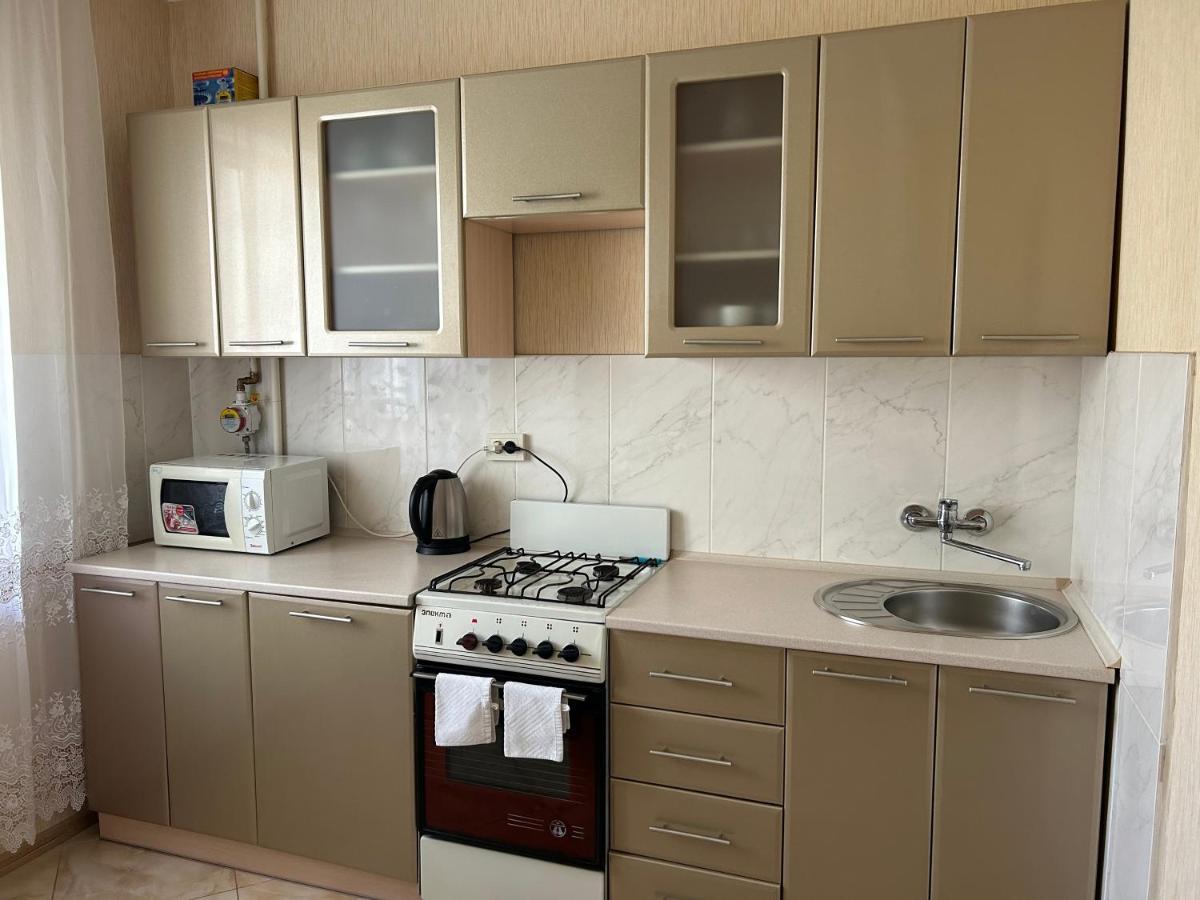 Apartments Kharkivs'Ke Highway Kijev Kültér fotó